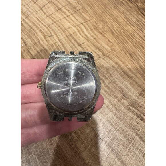 Vintage Milan Watch Mln905 Water Resistant 100 FT Stainless Made in Japan AS IS - Picture 2 of 2